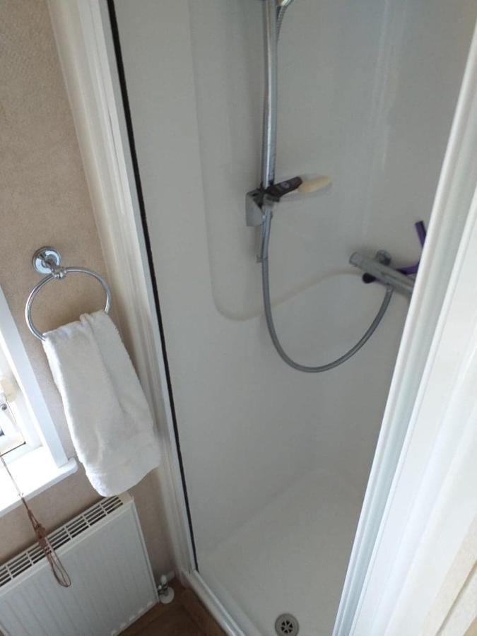 6 Berth Deluxe Ml7 On The Golden Palm Hotel Chapel Saint Leonards Buitenkant foto